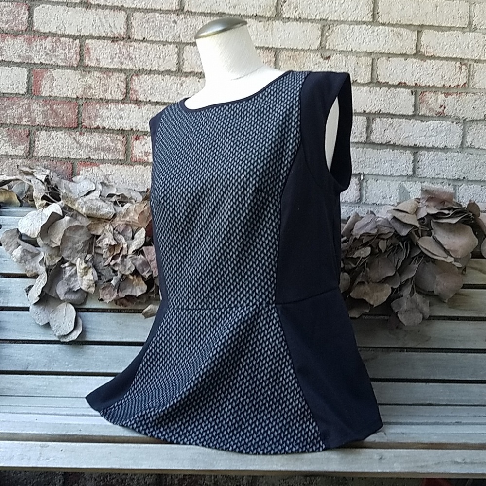 Peplum thick knit top